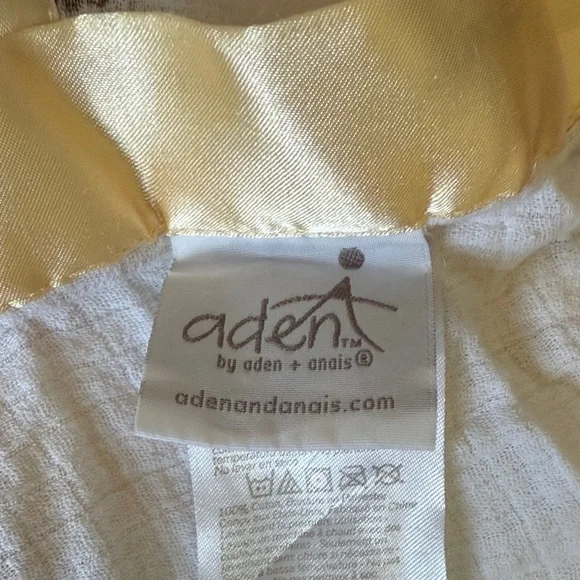aden + anais Satin Trim Baby Mini Blanket/ lovey - Picture 2 of 3